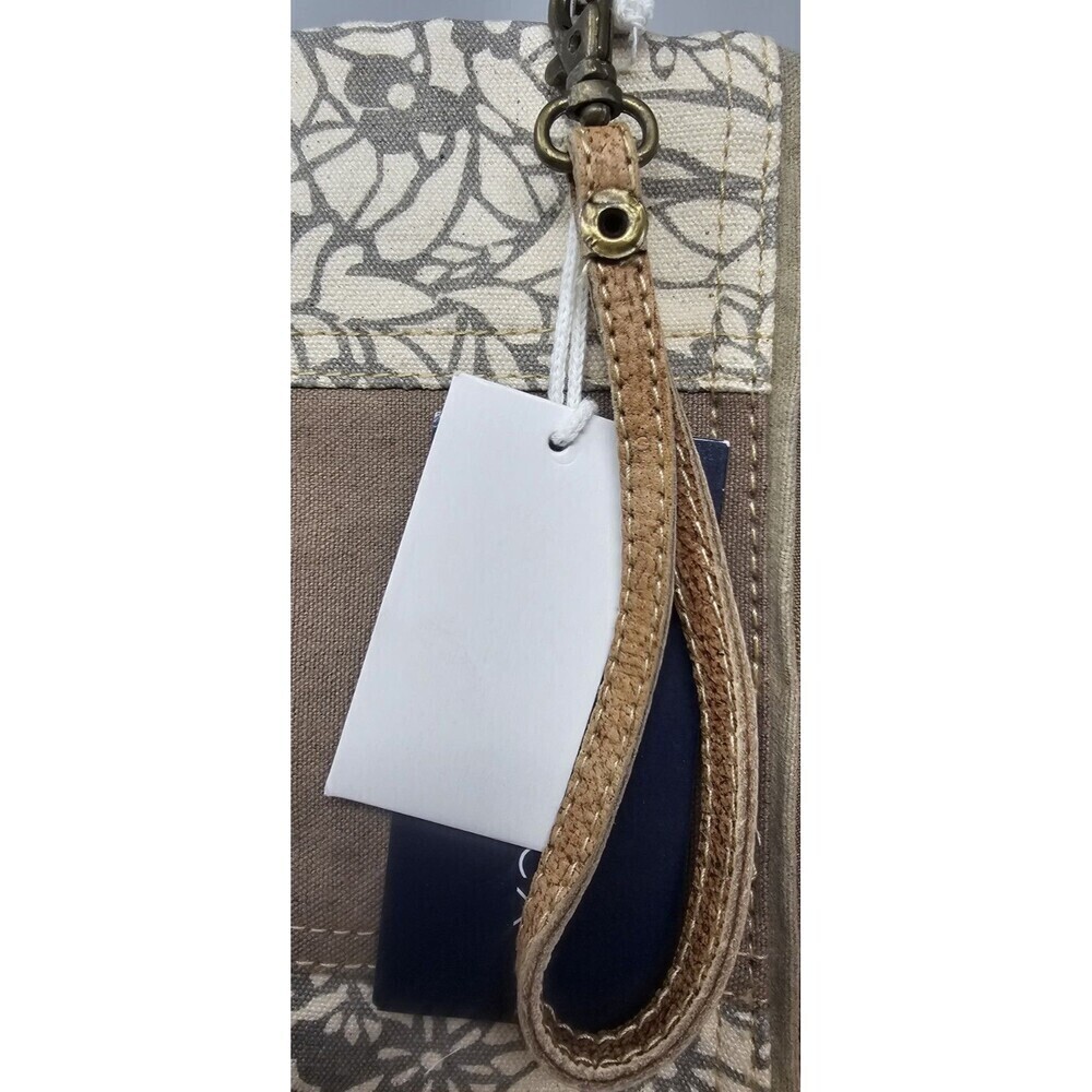 Chloe & Lex Canvas Leather Wristlet Pouch Purse Flower Boho Hippie Zip NWT 9"x6" - Picture 8 of 10